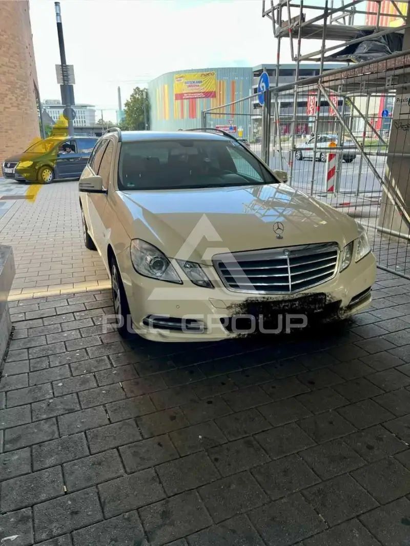 2012 Mercedes Benz E 200