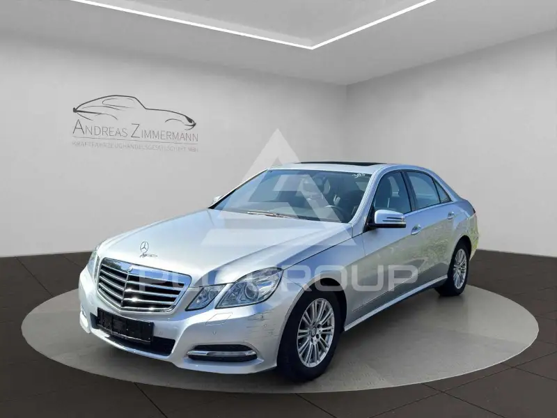 2012 Mercedes Benz E 200