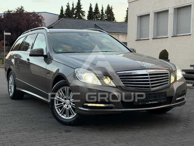 2012 Mercedes Benz E 200