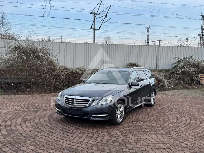2012 Mercedes Benz E 200