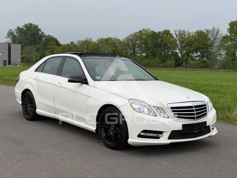 2012 Mercedes Benz E 200