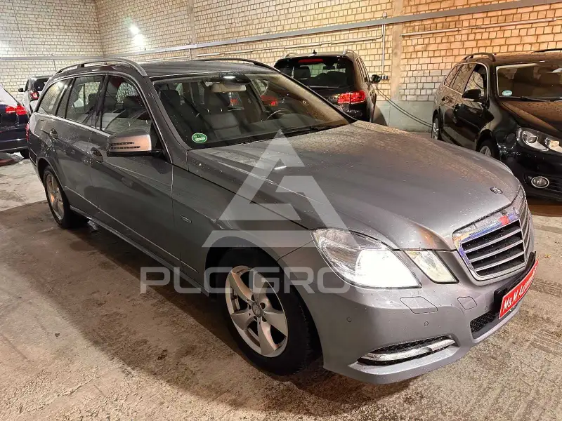 2012 Mercedes Benz E 200