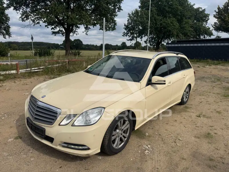 2012 Mercedes Benz E 200