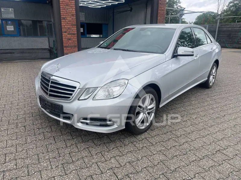 2012 Mercedes Benz E 200