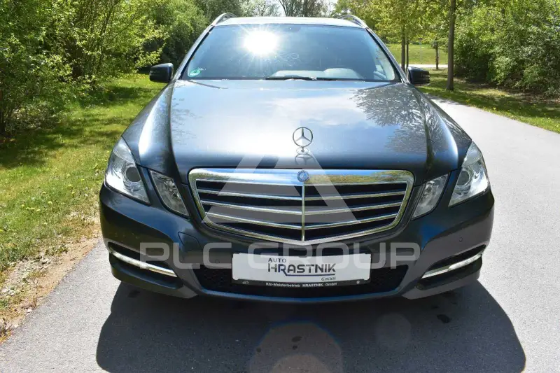 2012 Mercedes Benz E 220