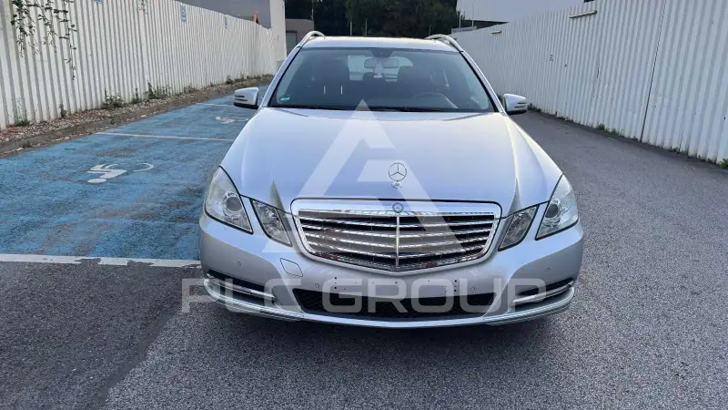 2012 Mercedes Benz E 220