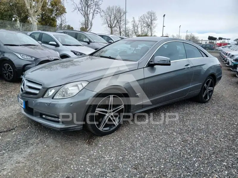 2012 Mercedes Benz E 220