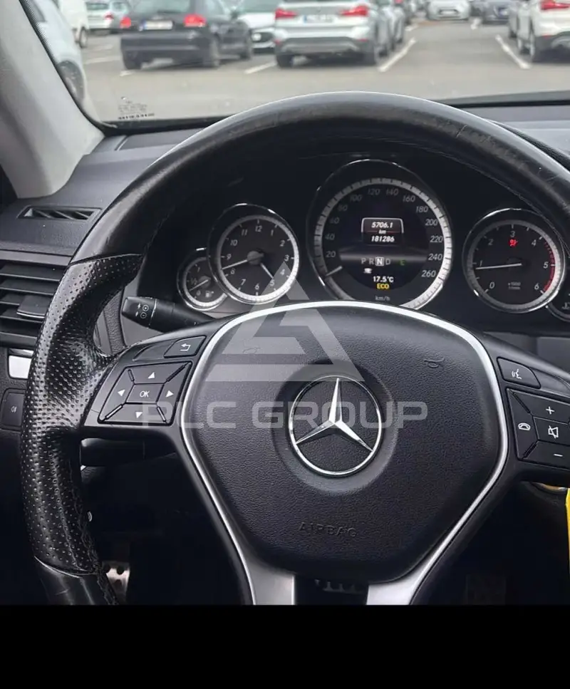 2012 Mercedes Benz E 220