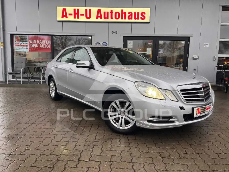 2012 Mercedes Benz E 220