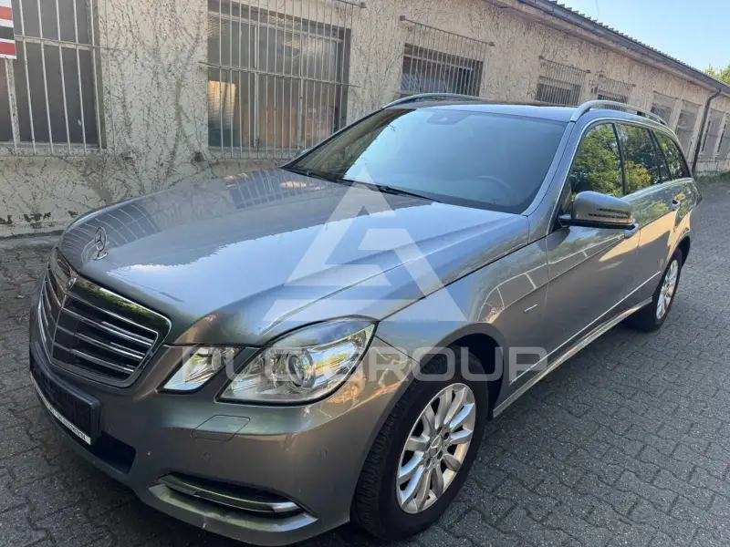 2012 Mercedes Benz E 220