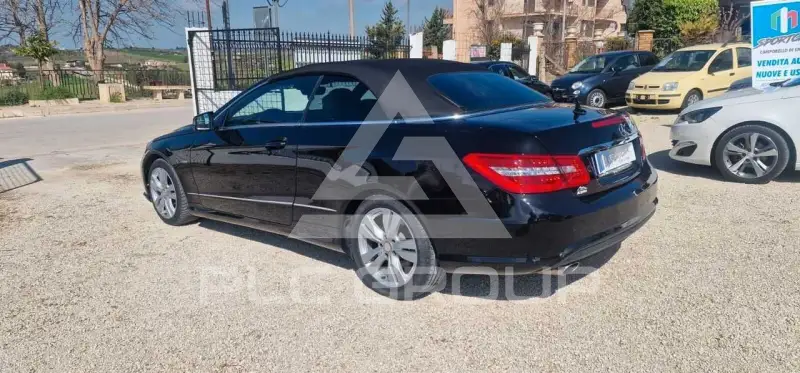 2012 Mercedes Benz E 220