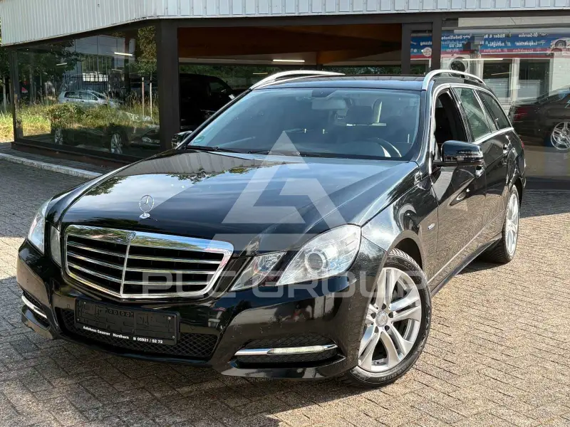 2012 Mercedes Benz E 220