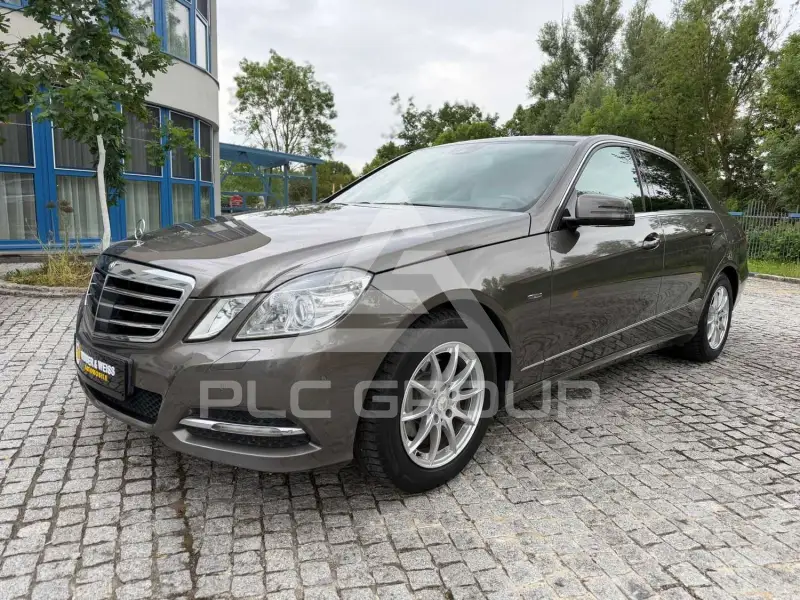 2012 Mercedes Benz E 220