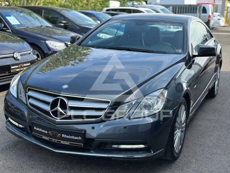 2012 Mercedes Benz E 220