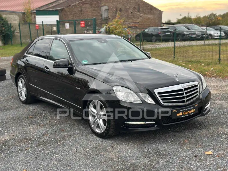 2012 Mercedes Benz E 220