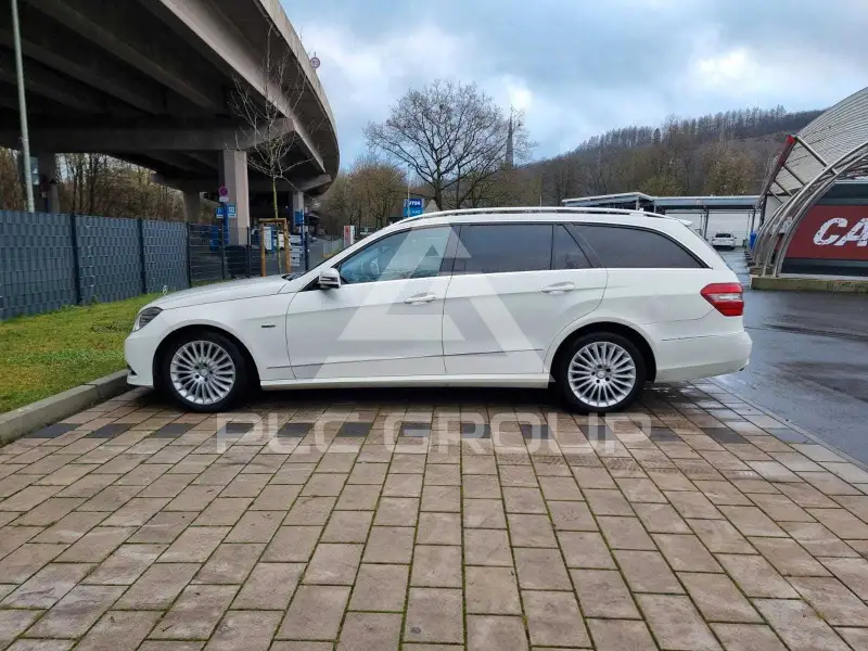 2012 Mercedes Benz E 220