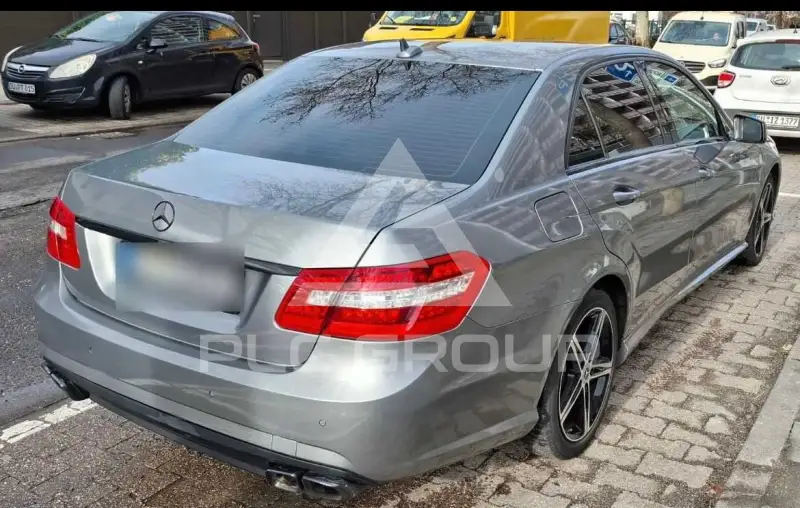 2012 Mercedes Benz E 220