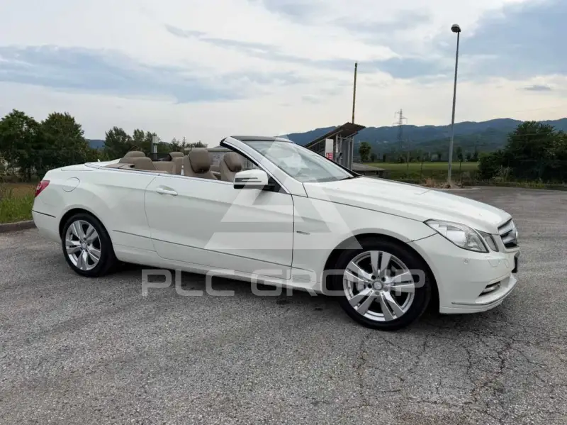 2012 Mercedes Benz E 220