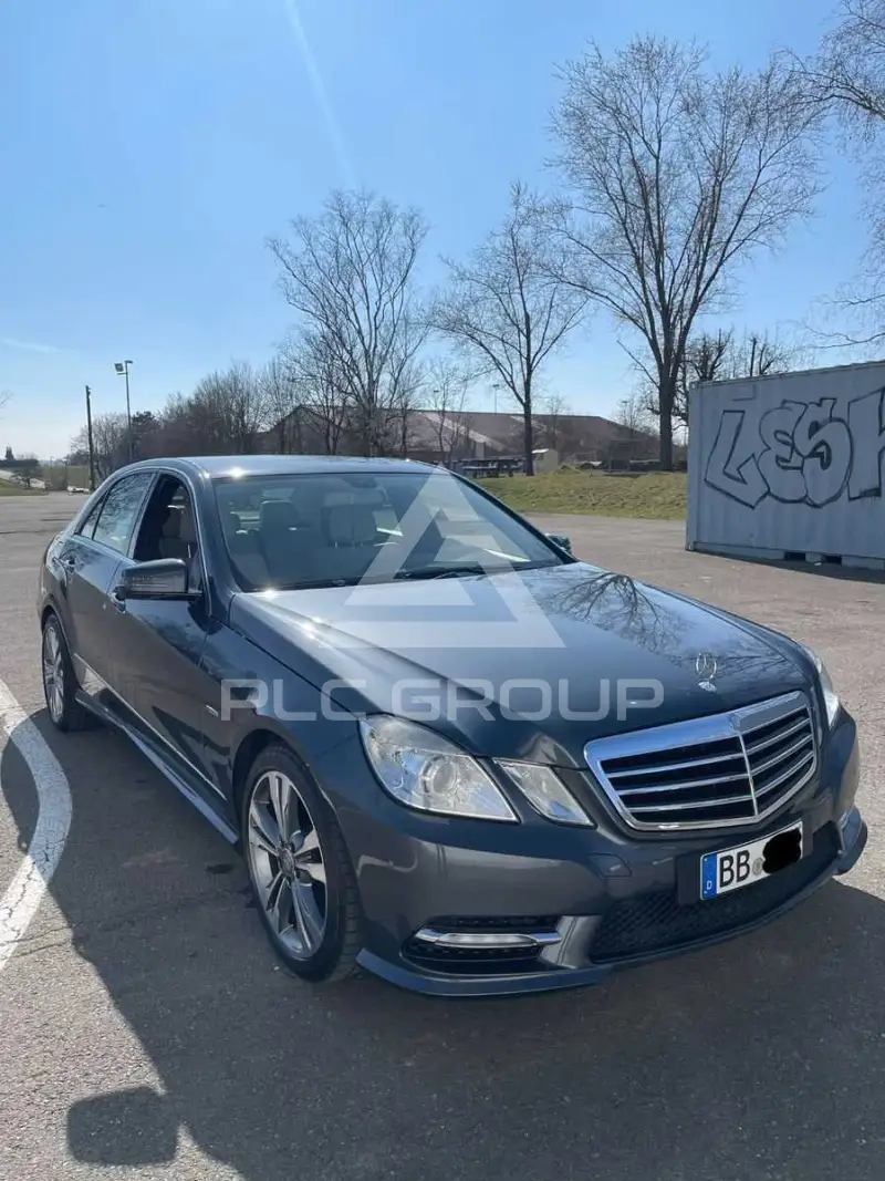 2012 Mercedes Benz E 220