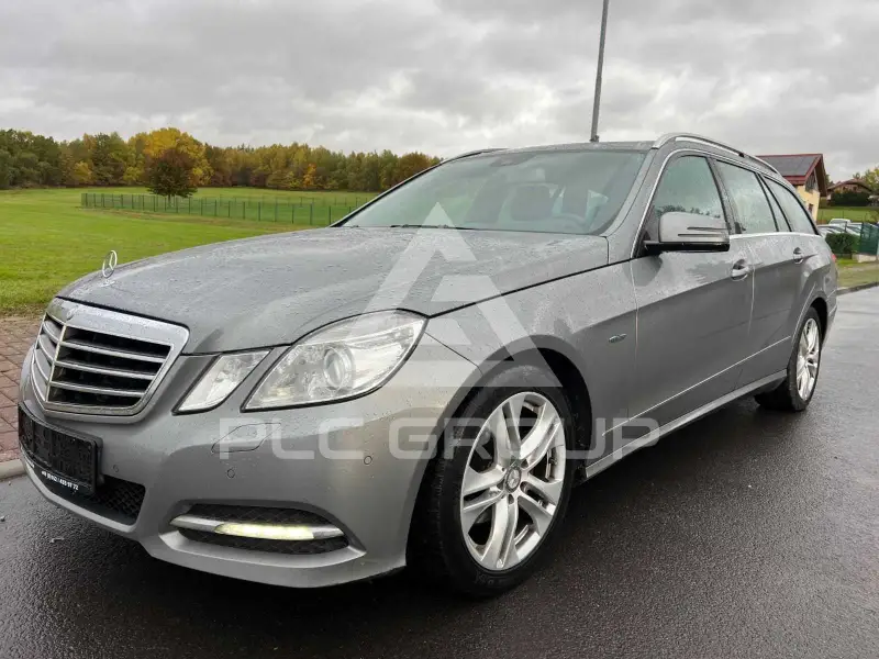 2012 Mercedes Benz E 220