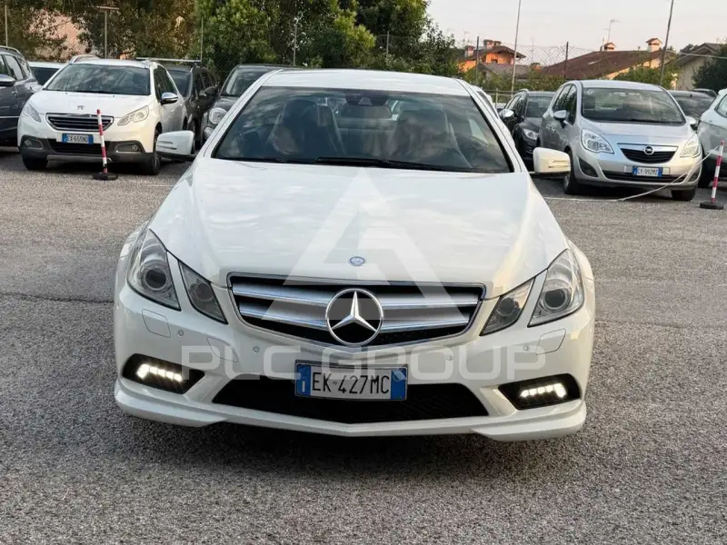 2012 Mercedes Benz E 220