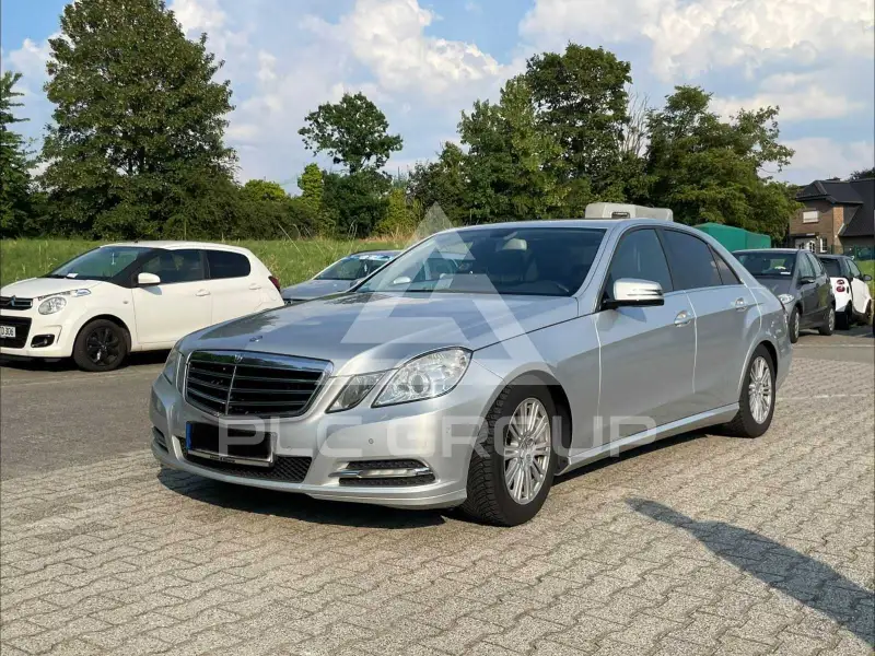 2012 Mercedes Benz E 220