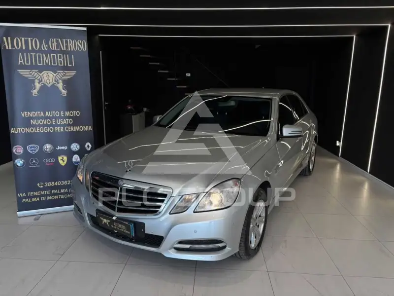 2012 Mercedes Benz E 220
