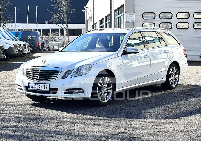 2012 Mercedes Benz E 220