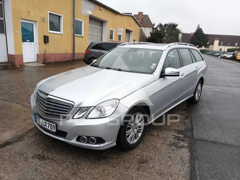 2012 Mercedes Benz E 220