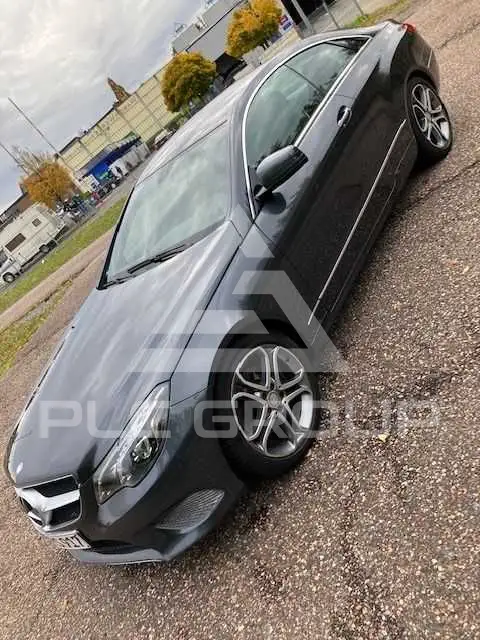 2012 Mercedes Benz E 220