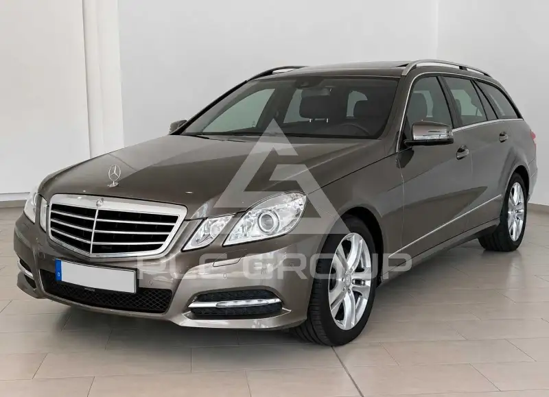 2012 Mercedes Benz E 220