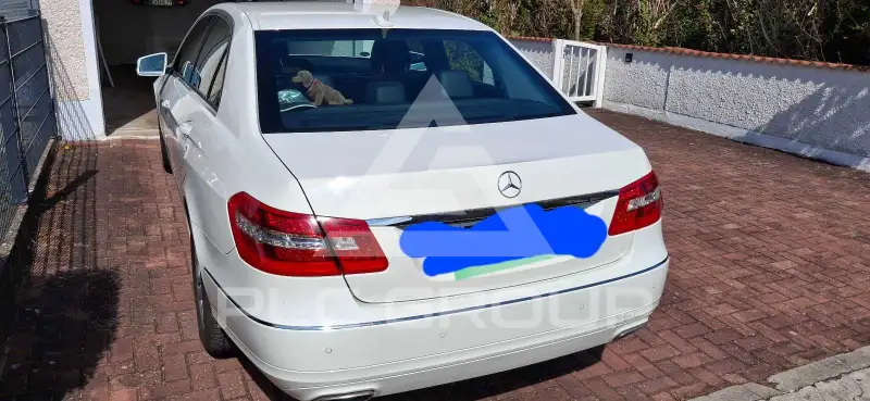 2012 Mercedes Benz E 220