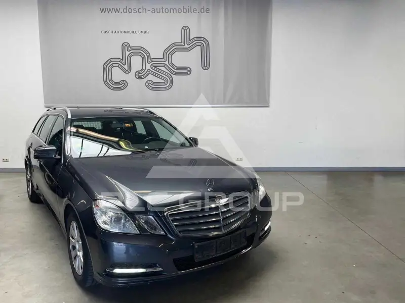 2012 Mercedes Benz E 220