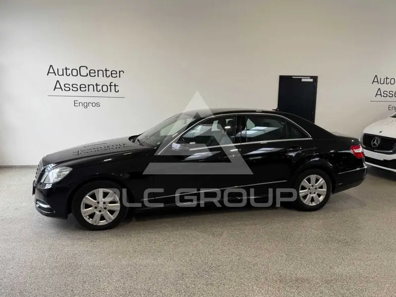 2012 Mercedes Benz E 220