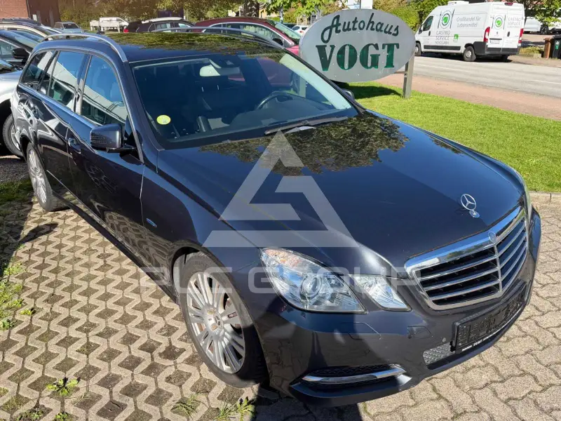 2012 Mercedes Benz E 220