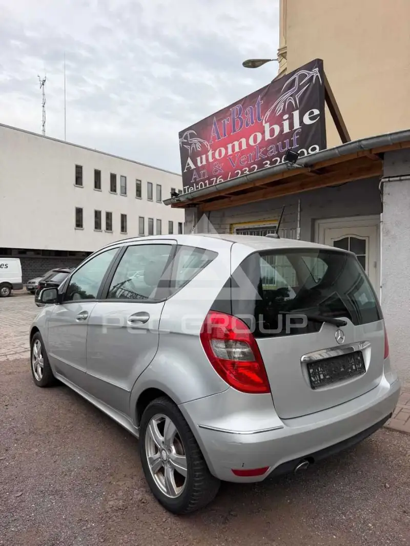 2012 Mercedes Benz A 160
