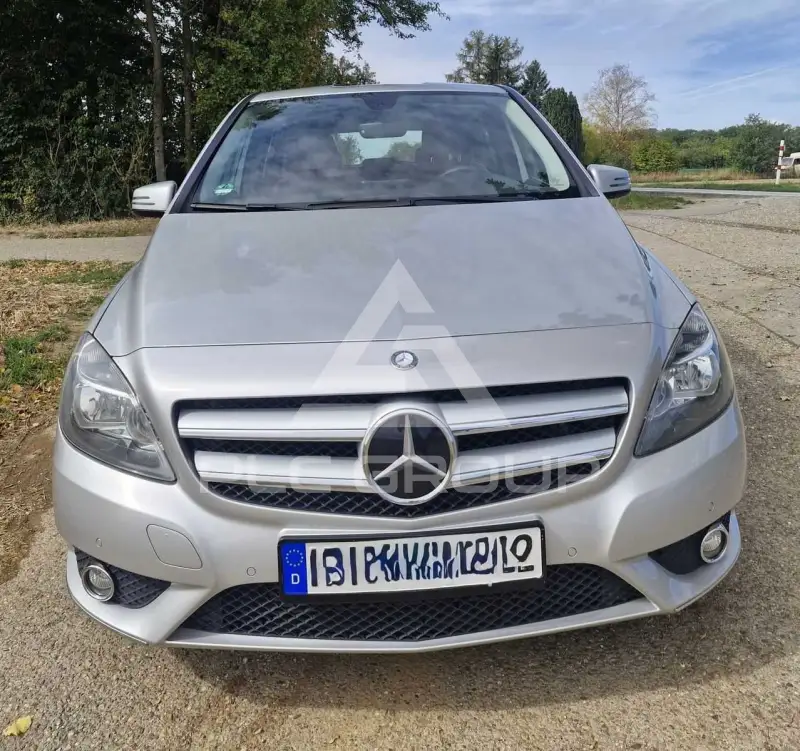2012 Mercedes Benz B 180
