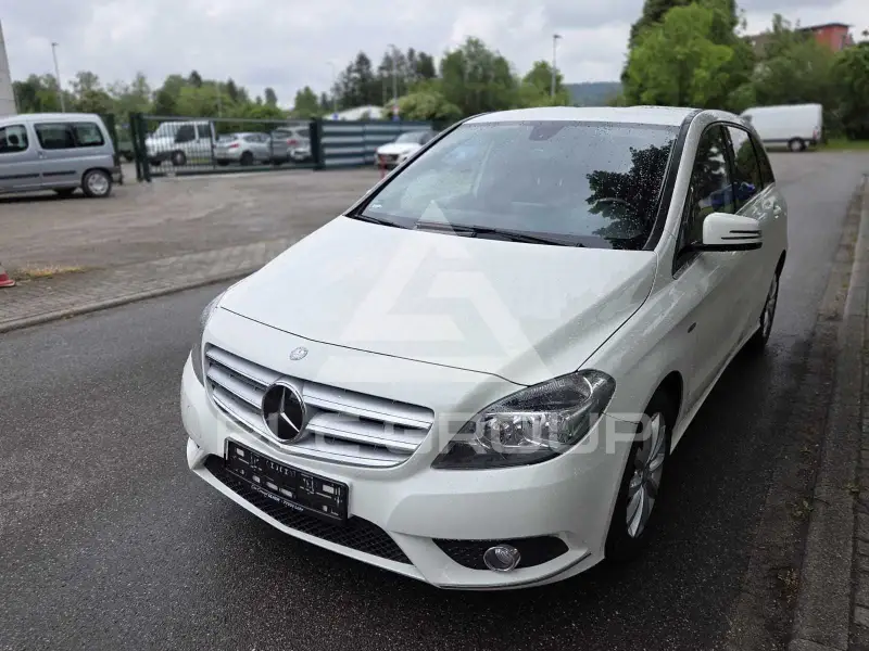 2012 Mercedes Benz B 180