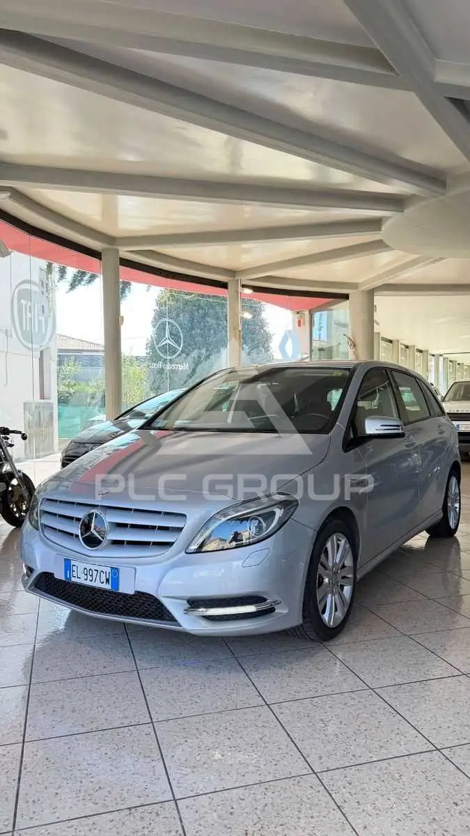 2012 Mercedes Benz B 180