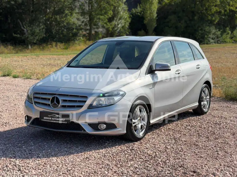 2012 Mercedes Benz B 180