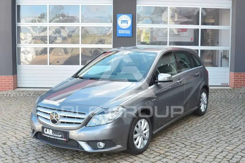 2012 Mercedes Benz B 180