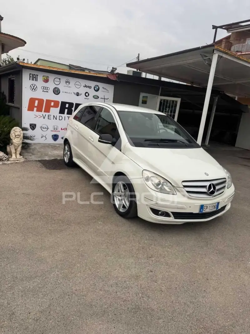 2012 Mercedes Benz B 180