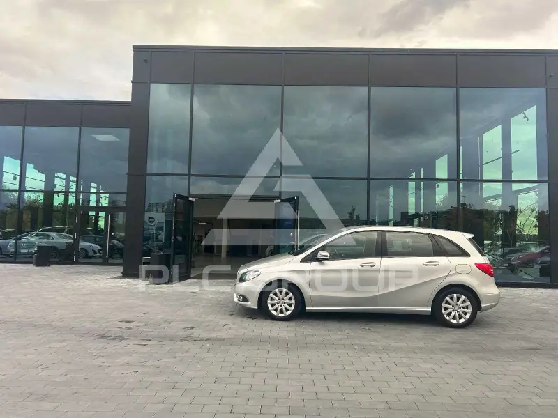 2012 Mercedes Benz B 180