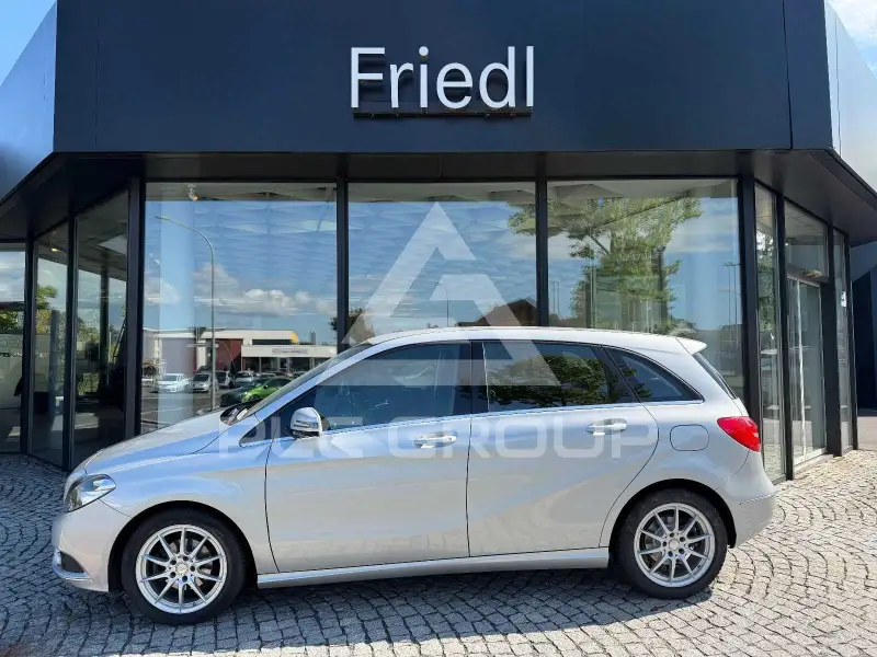 2012 Mercedes Benz B 180