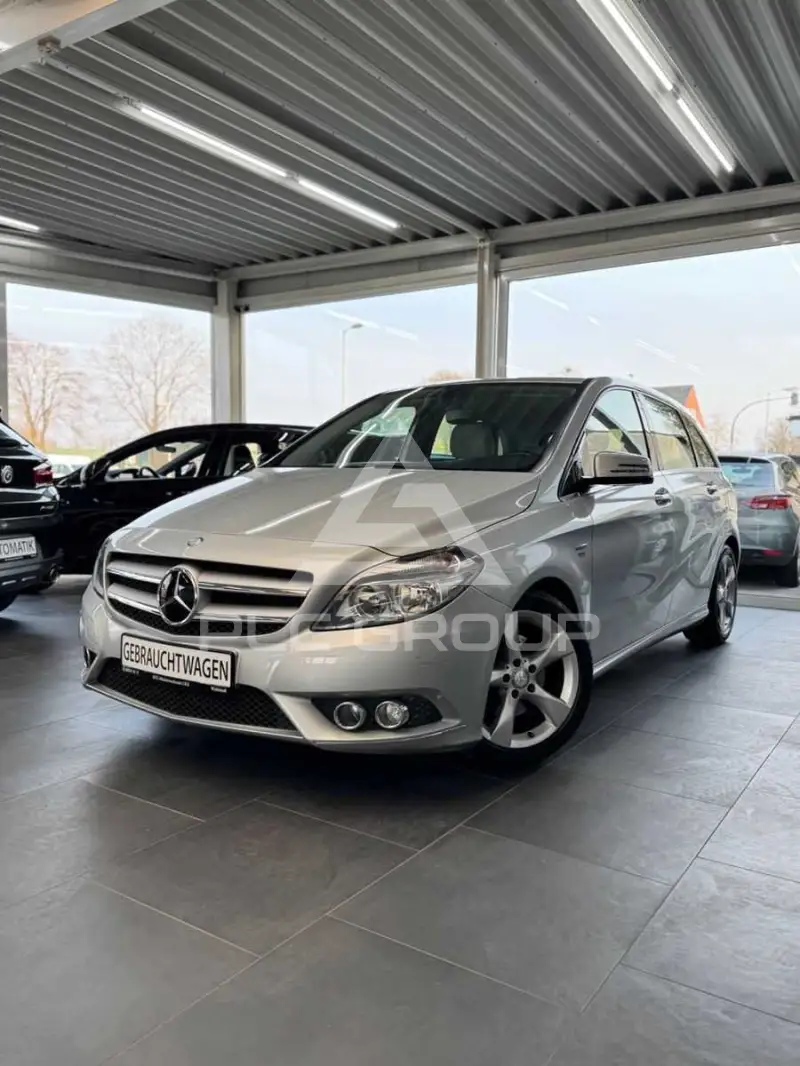 2012 Mercedes Benz B 180