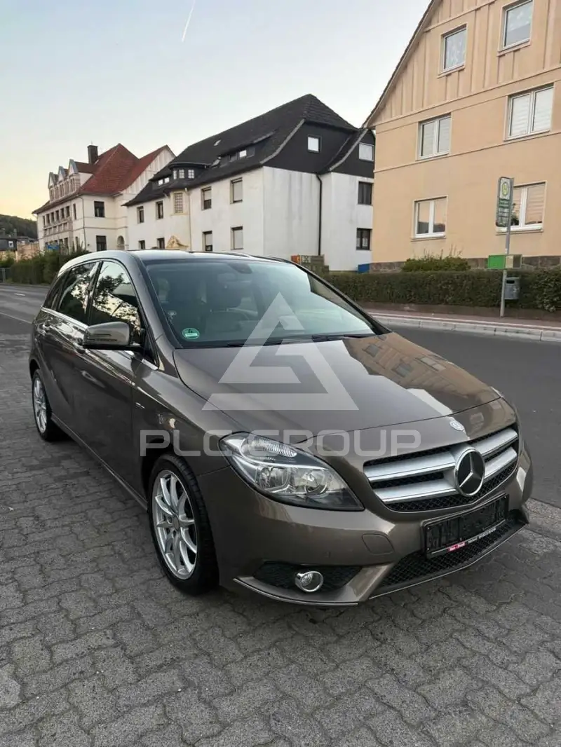 2012 Mercedes Benz B 180