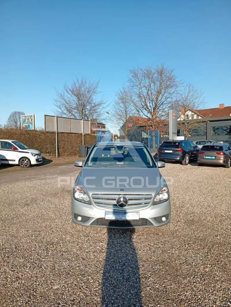 2012 Mercedes Benz B 180