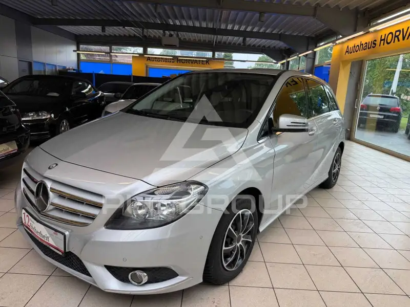 2012 Mercedes Benz B 180