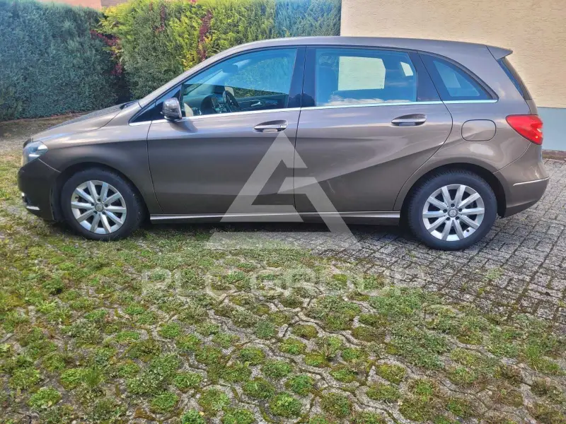 2012 Mercedes Benz B 180