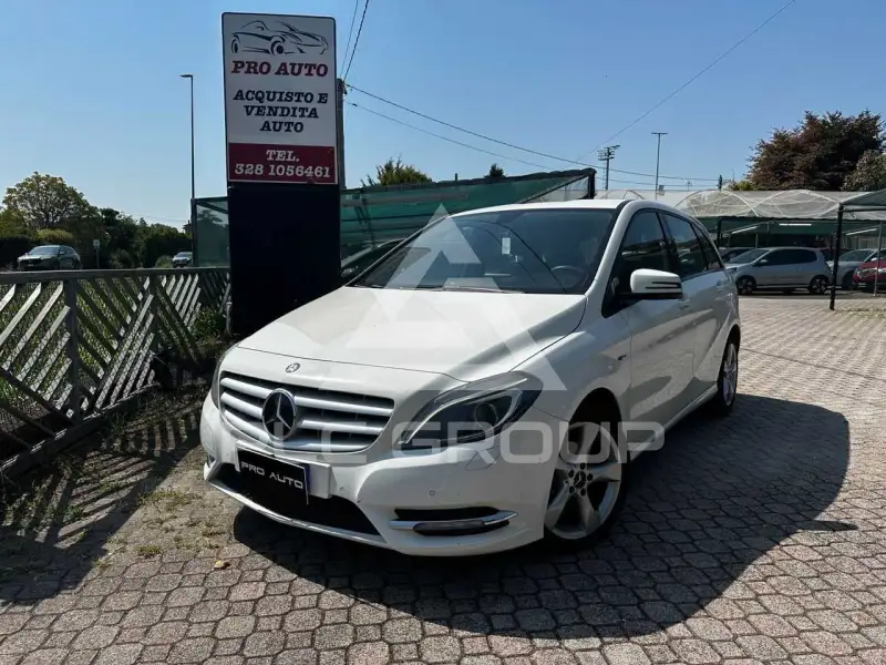 2012 Mercedes Benz B 180